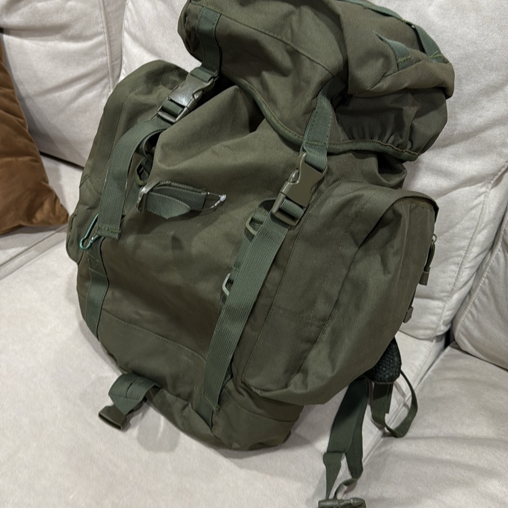 Forest Green Men's Adventure Backpack